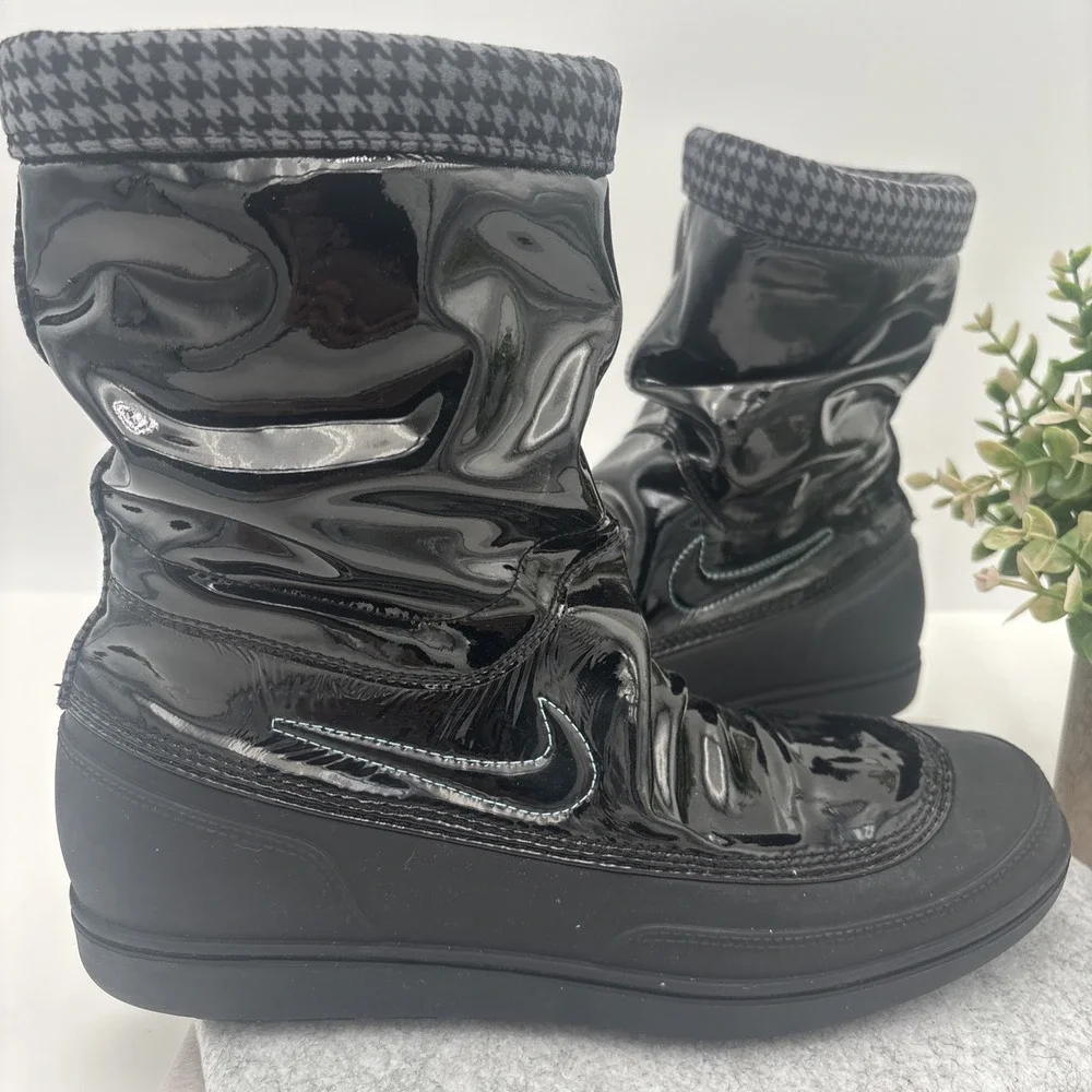 Nike Boots Aegina Mid ACG 454400 002 Womens US 7 Winter Water Resistant 2011 EUC